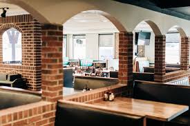 Interior of Da Pizza Bar and Restaurant